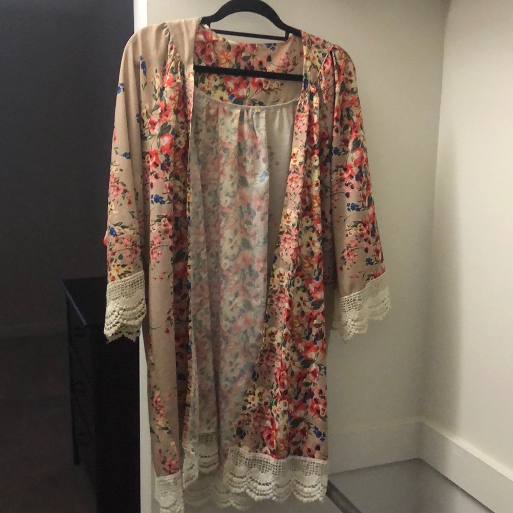 Floral Lace Kimono
